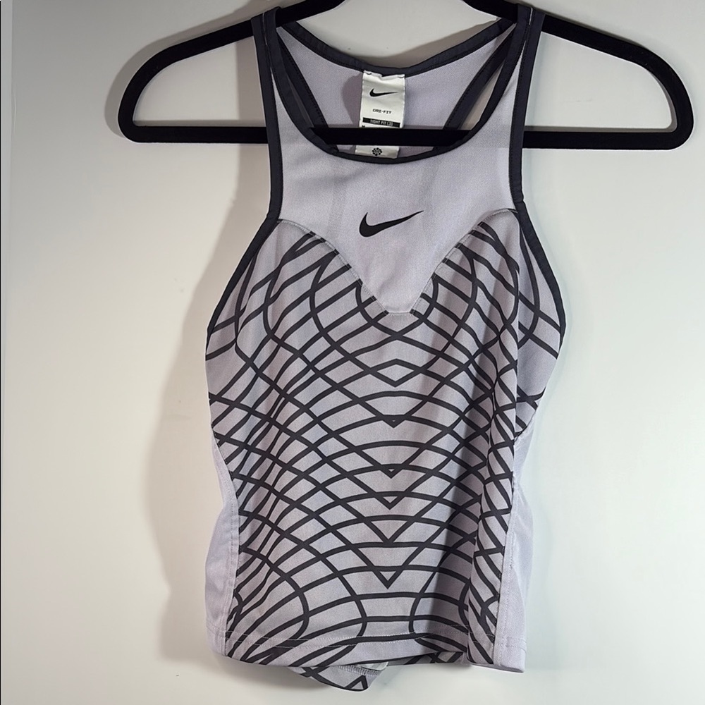 Nike Dri Fit - Picture 6 of 14